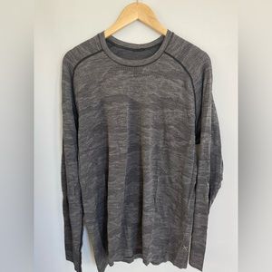 Lululemon long sleeve training shirt